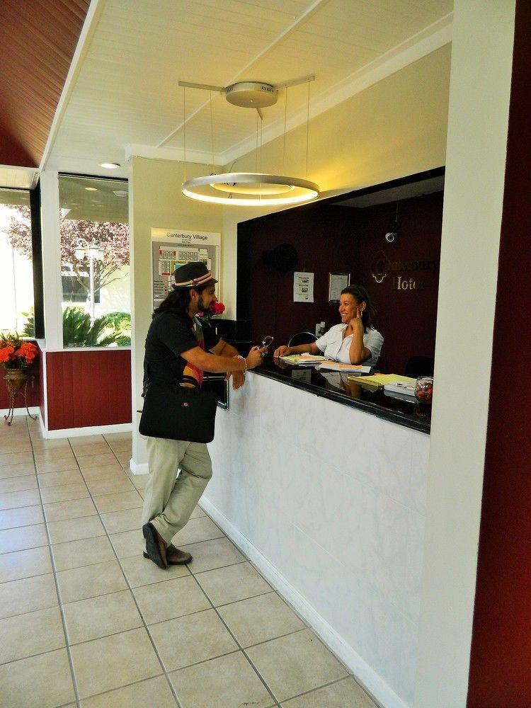 Hotel Canterbury Village & Sacramento